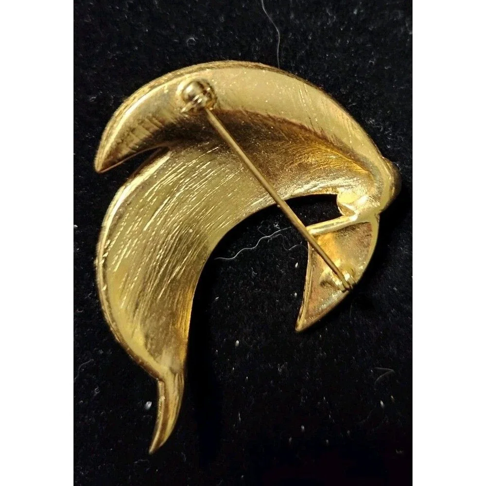 Vintage 4 Gold Tone Unsigned Swirl Brooches Monet BSK 80's Retro